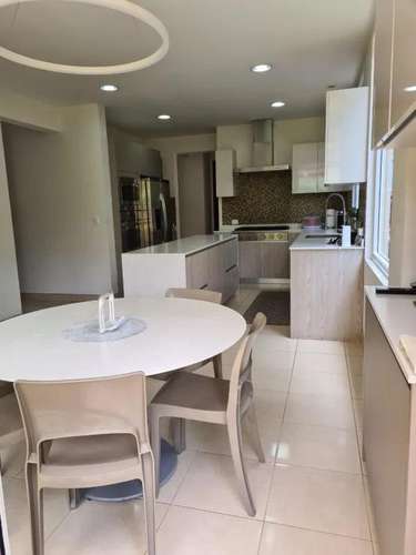 LUJOSA CASA EN ESCAZU - Imagen 2