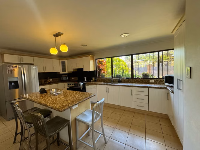 Casa en Venta Idependiente en Escazu - Imagen 5