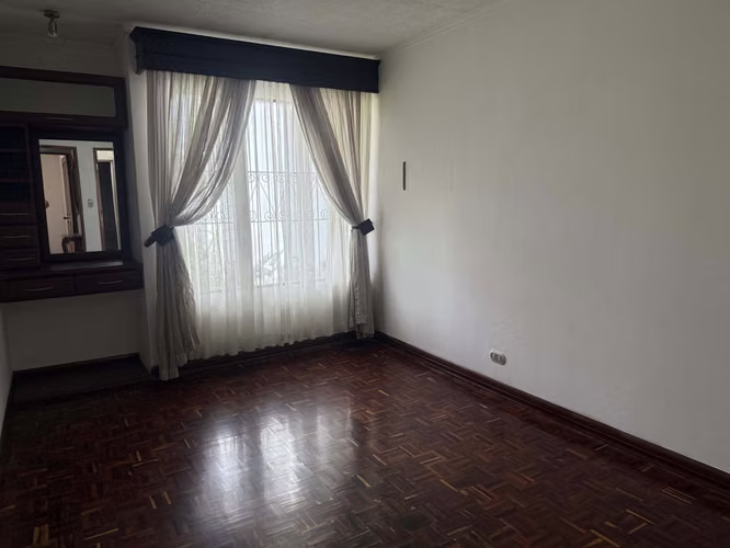 EN VENTA- AMPLIA CASA DE UNA PLANTA - Pinares de Curridabat - Imagen 14