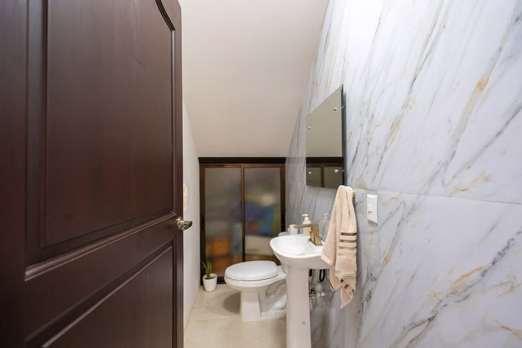Casa Amueblada en Venta Grecia