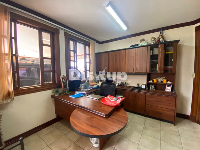 Venta de amplia casa de 5 hab. Residencial Altamonte, Curridabat - Imagen 11