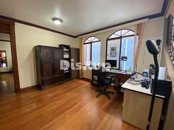 Venta de amplia casa de 5 hab. Residencial Altamonte, Curridabat - Imagen 13