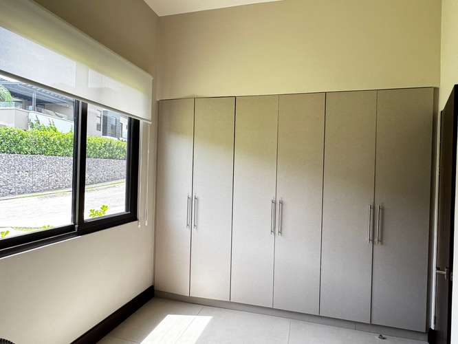 ALQUILER/ VENTA DE CASA EN SANTA ANA* - Imagen 12