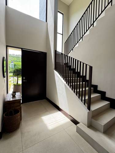 ALQUILER/ VENTA DE CASA EN SANTA ANA* - Imagen 4