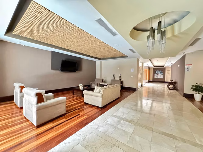 Se alquila apartamento en la Sabana