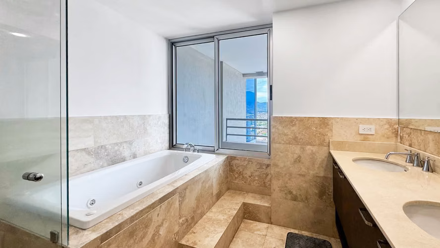 Se vende Penthouse en Paseo Colón con increíbles vistas (AD).