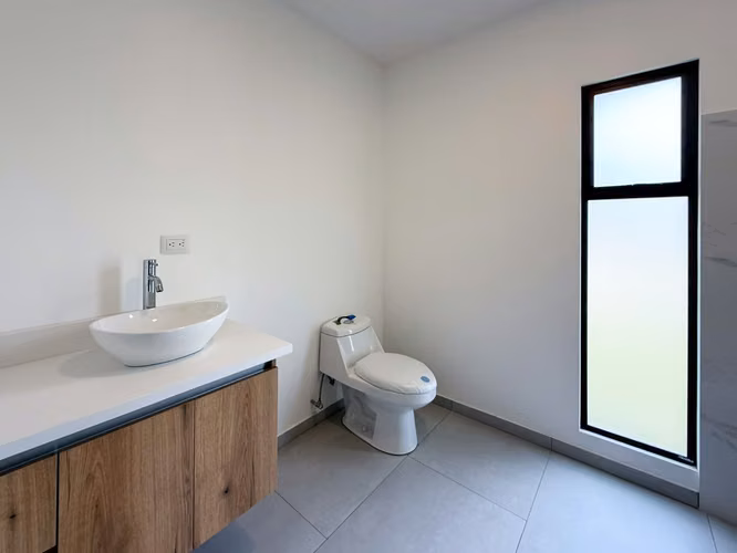 Casas de 1 nivel en proyecto cerca de Playa Bejuco, Parrita (MV).