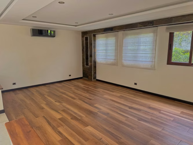 SE ALQUILA / VENTA CASA MODERNA* - Imagen 8