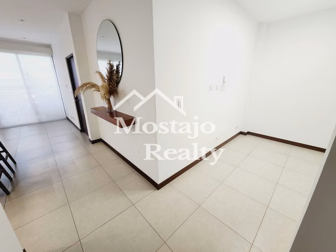 Alquiler de apartamento,  2 parqueos, espacio flex, Roble Sabana, Parques del Sol, Santa Ana - Imagen 5