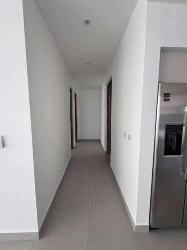 VENTA – TOWNHOUSE EN SANTA ANA* - Imagen 7