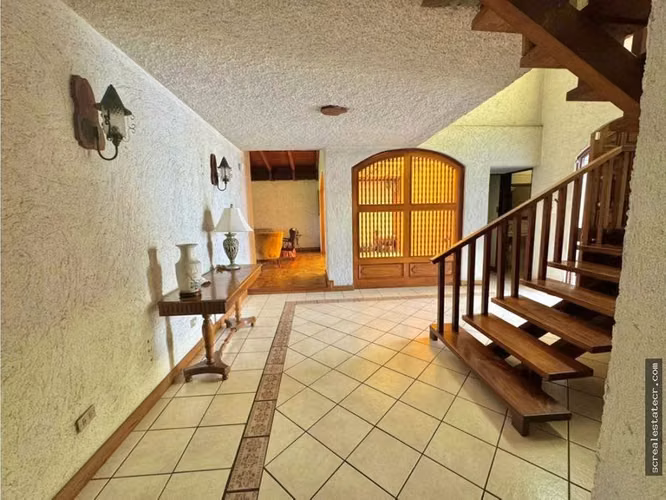SE VENDE HERMOSA CASA EN MATA REDONDA, SAN JOSE 4DORM/3BAÑOS - Imagen 10