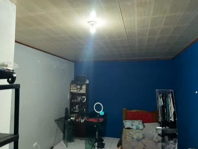 Venta de edificio con locales y apartamentos en Barrio Aranjuez -EU