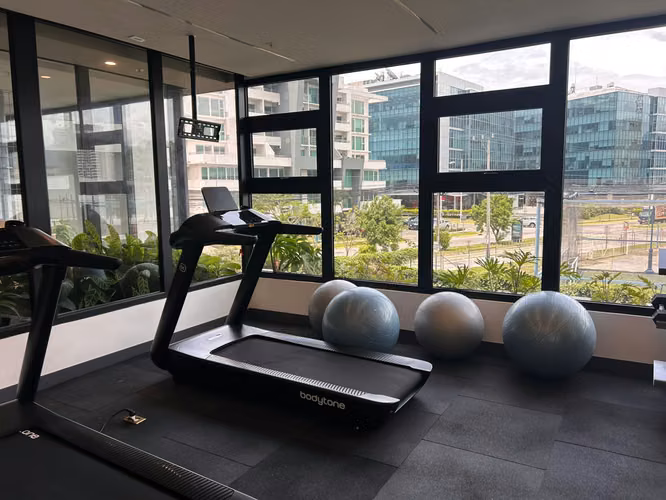 Den7 Penthouse – Barrio Dent. #3161