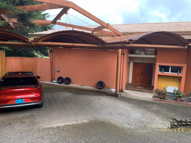 Casas en venta en San Isidro Heredia 17851