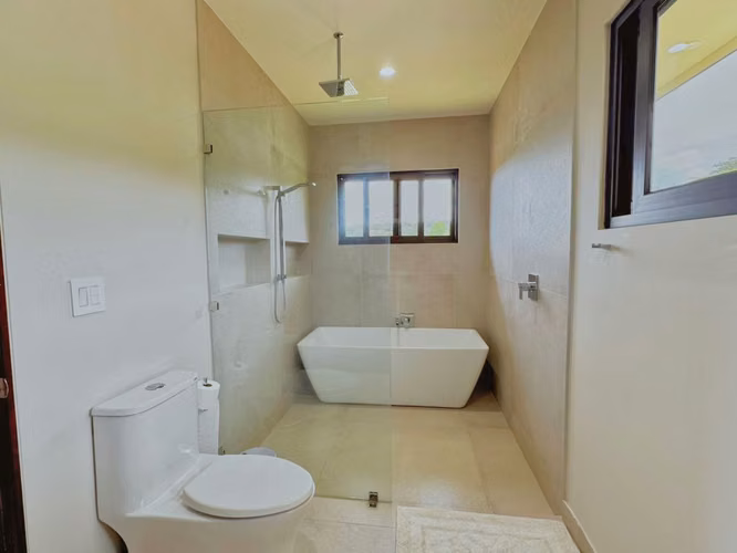 SE VENDE O ALQUILA CASA SANTA ANA* - Imagen 14