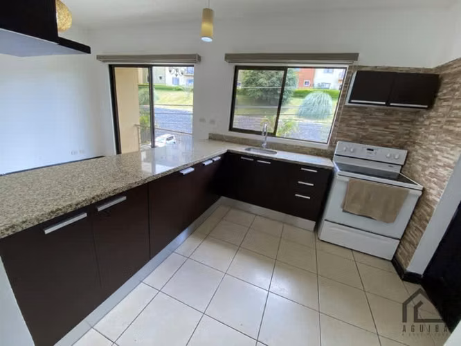 Ultimo Piso / 3 Hab / 90m2 Habitables / Torres Del Sol