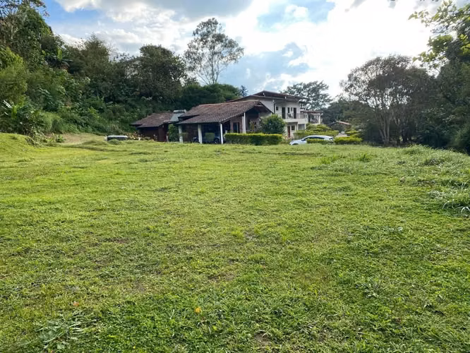 TRES RIOS San Ramón lote en residencial exclusivo de 850m2 en $186.000 - Imagen 4