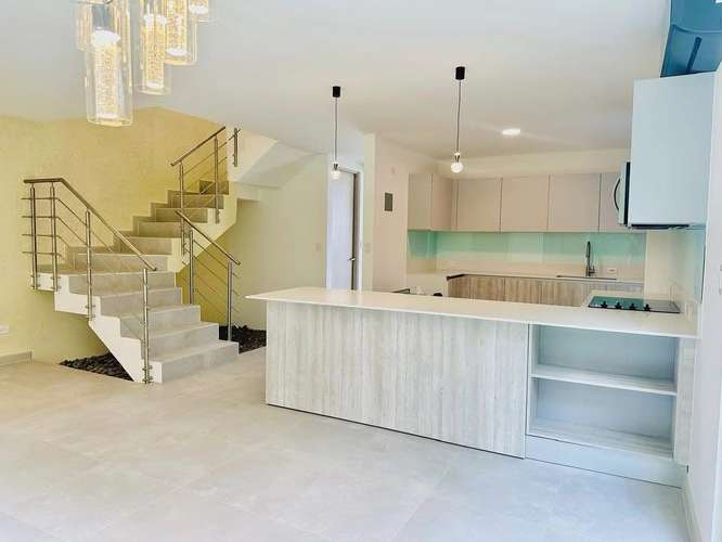 VENTA DE CASA EN RÍO ORO, SANTA ANA* - Imagen 9