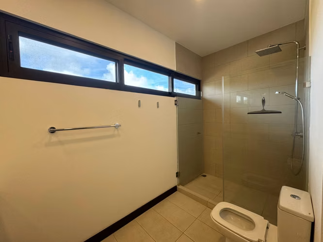 ALQUILER DE CASA EN GUÁCIMA - Imagen 10