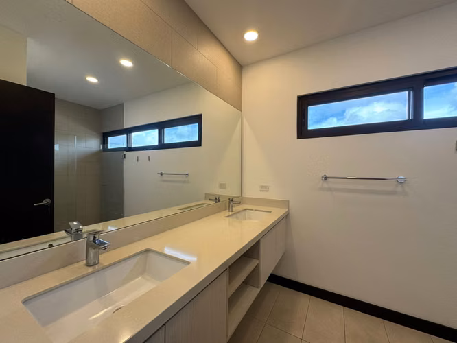 ALQUILER DE CASA EN GUÁCIMA - Imagen 9