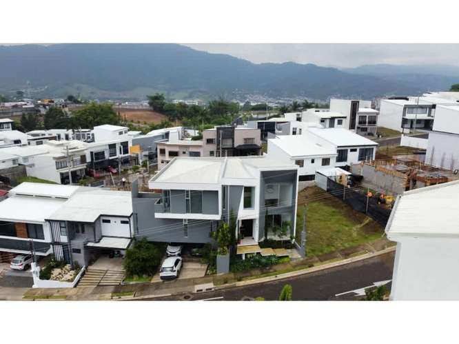 Acogedora casa en venta en condominio San Juan (COD JCM100) - Imagen 2