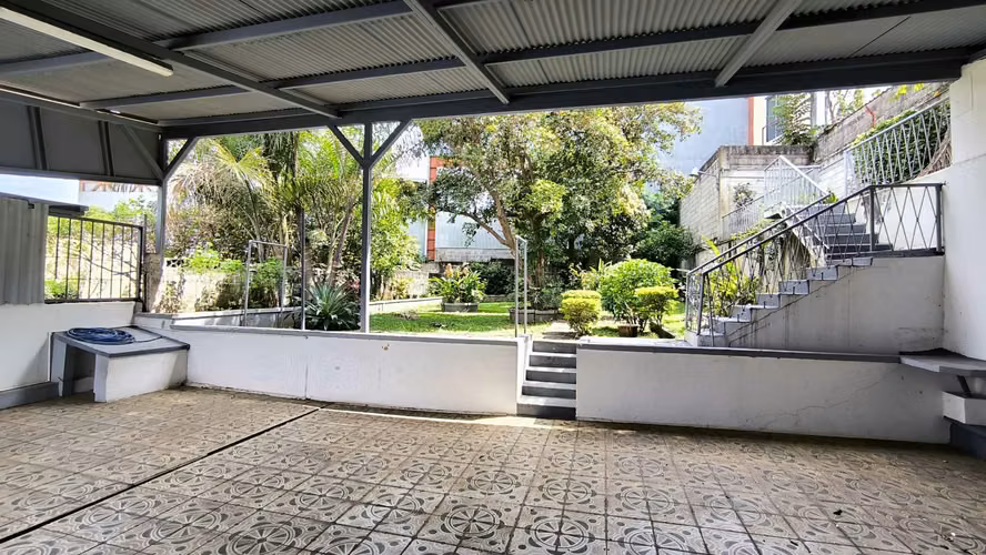 Venta de propiedad en Paseo Colón
