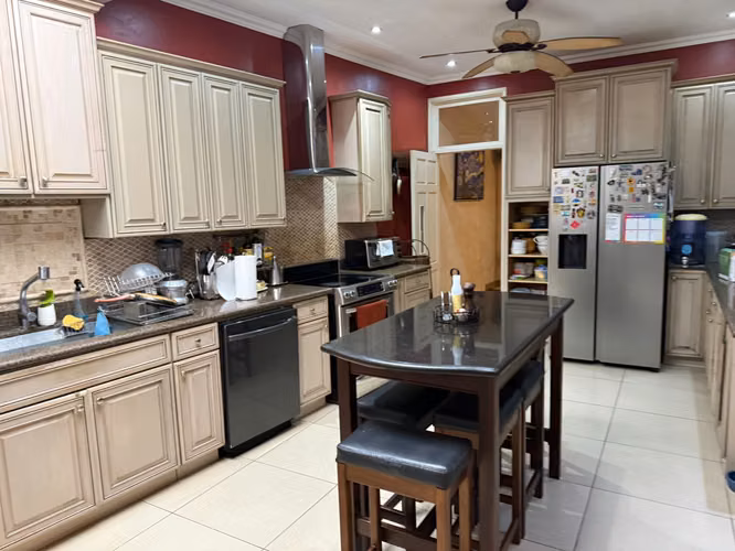 SE VENDE CASA EN PAVAS