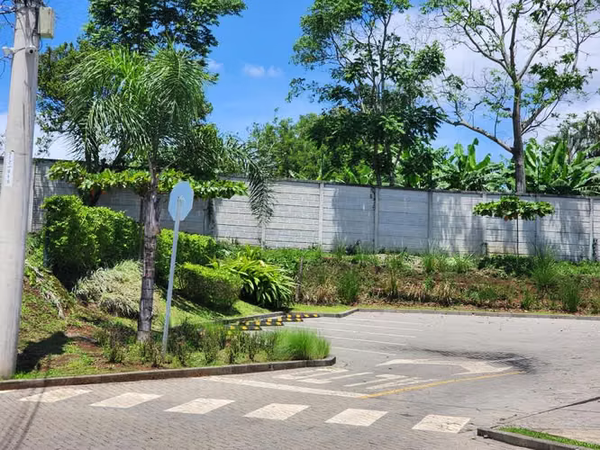 SE VENDE LOTE EN CONDOMINIO ALTABRISA GRECIA - Imagen 3