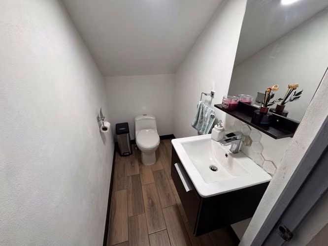 id # 40088 Venta de casa en San Diego de Tres Ríos.