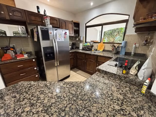 Venta de casa en condominio con piscina propia y vistas espectaculares, 5777