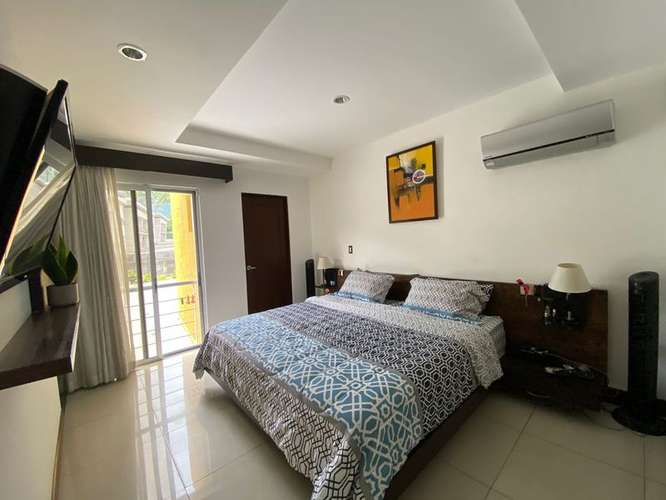 En Venta | Casa de 4 Habitaciones con Terraza en Condominio con Piscina – Santa Ana 23958 - Imagen 14