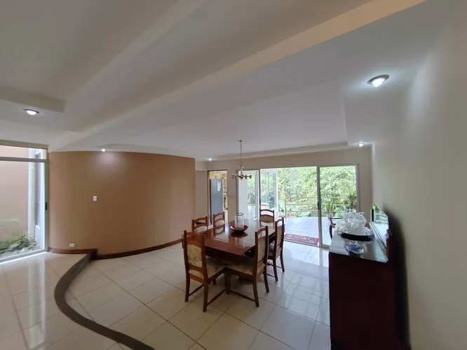 Venta de residencia exclusiva en Coronado. 25-1982