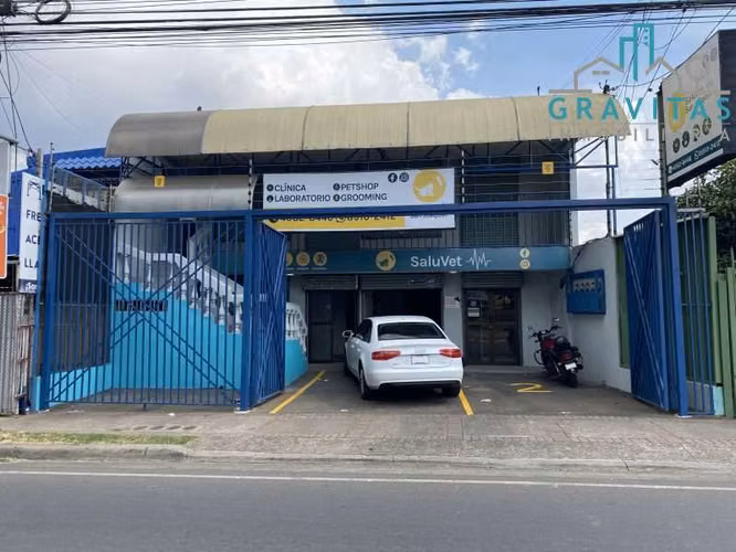 Locales comerciales en Heredia | FRENTE A CALLE PRINCIPAL | 50 m2 | F 394
