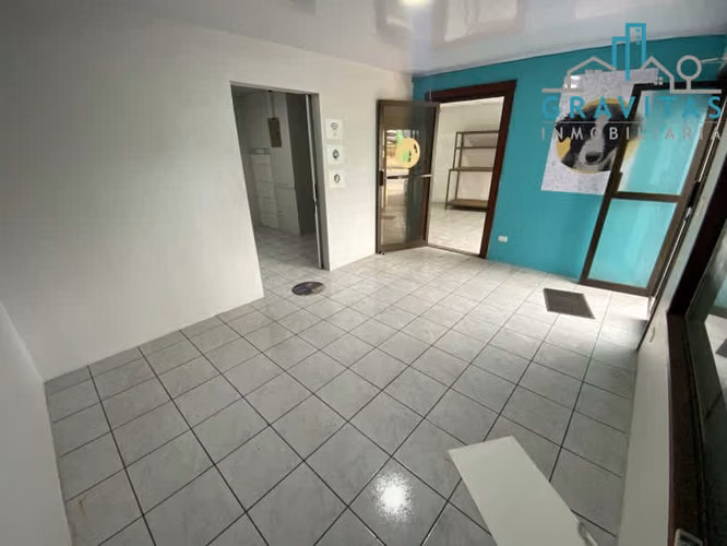 Locales comerciales en Heredia | FRENTE A CALLE PRINCIPAL | 50 m2 | F 394