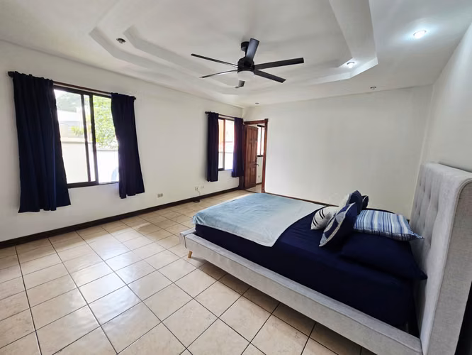 VENTA DE CASA GRANDE MERCEDES NORTE HEREDIA - Imagen 19