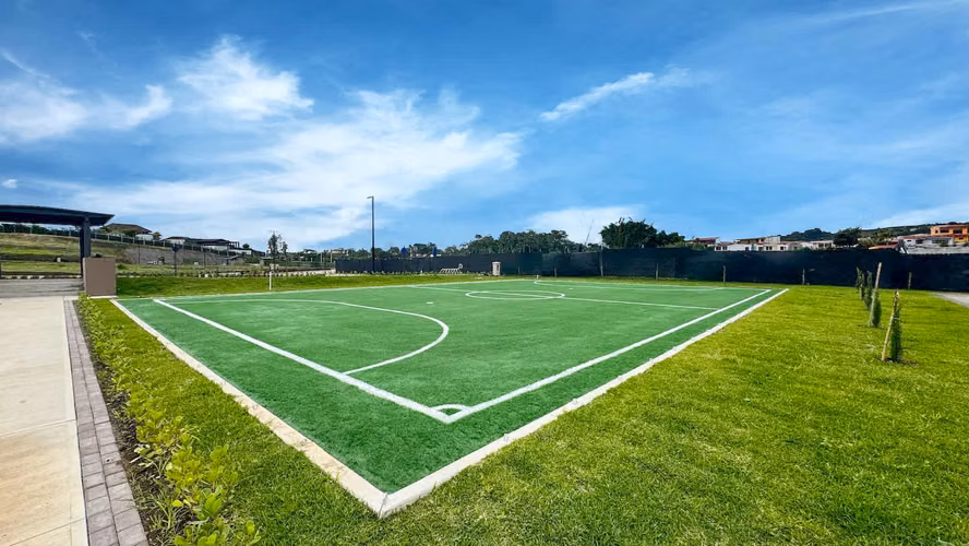 Se vende Lote en Condominio Avenida del Este, Ayarco (AD). - Imagen 9