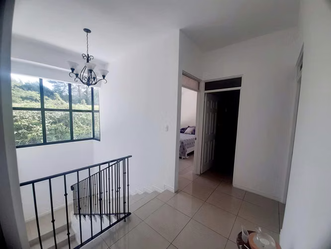 Venta de Casa en Condominio Catalano, Santa Ana