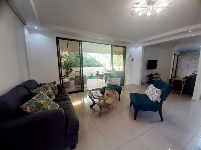 Venta de Casa en Condominio Catalano, Santa Ana