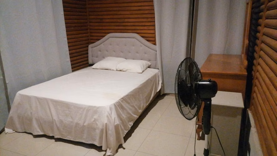 Casa Estilo Cabaña con Piscina y Terreno de 27.800 m² – Quebrada Honda, - Imagen 12