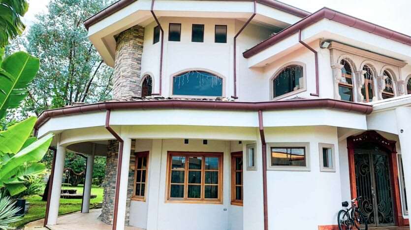 Venta de Casa de ensueño - Mansión - Imagen 2
