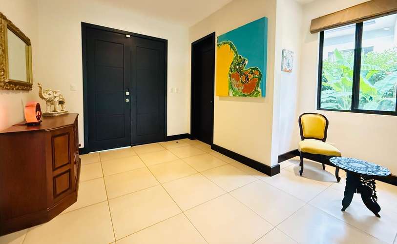 GANGA- VENTA DE CASA EN SANTA ANA* - Imagen 4