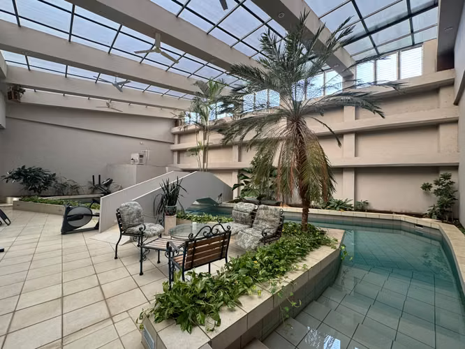 ALQUILER/ VENTA DE CASA EN LOMAS DE CARIARI - Imagen 10