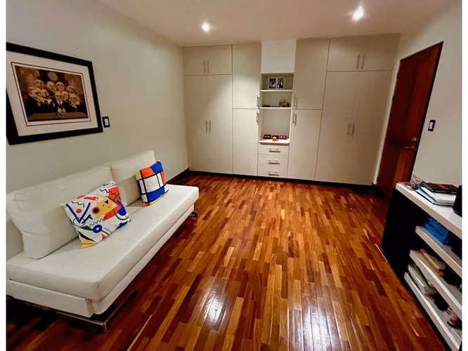 Casa Venta en Trejos Montealegre