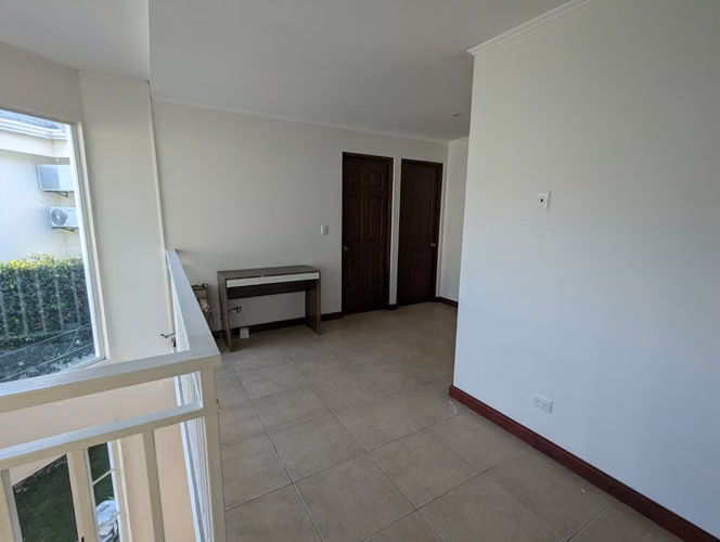 MODERNA Y AMPLIA CASA EN CONDOMINIO - Imagen 16