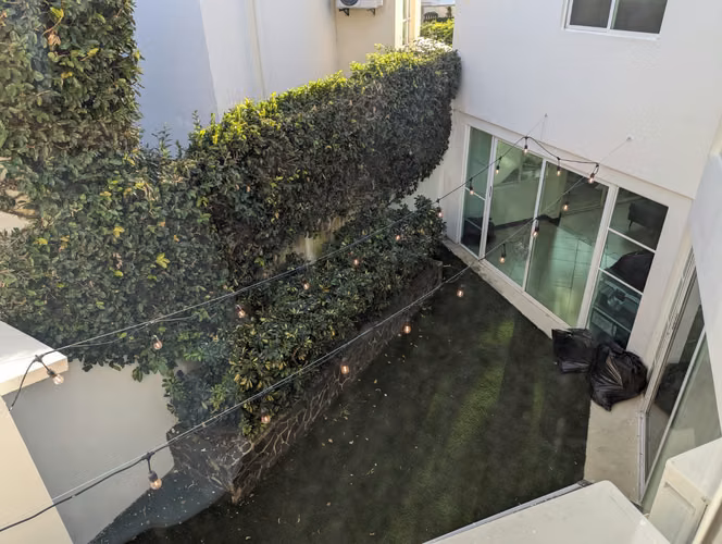 MODERNA Y AMPLIA CASA EN CONDOMINIO - Imagen 9