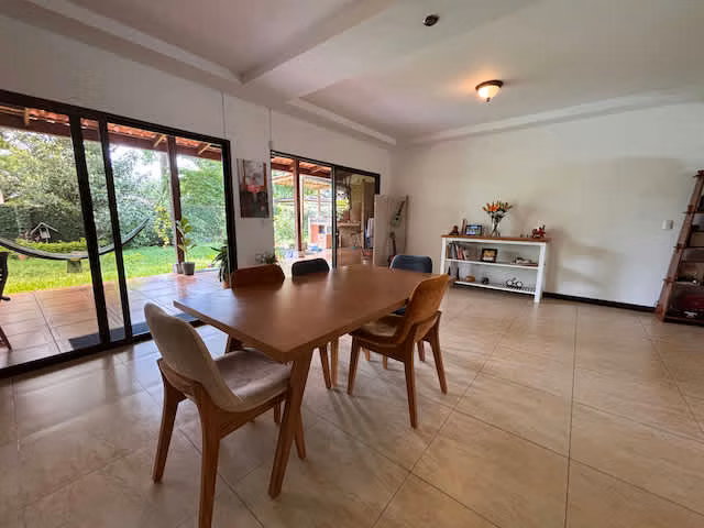 Venta de casa Una Planta en Piedades de Santa Ana - Imagen 12