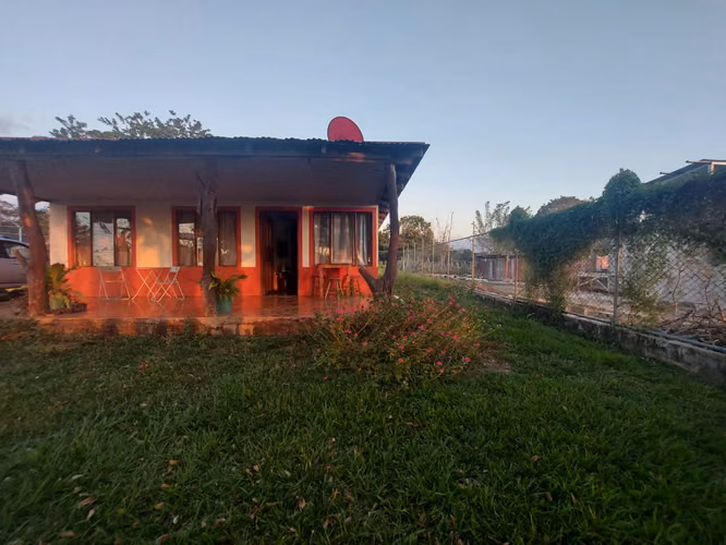 SE VENDE LINDA CASA EN ZAGALA VIEJA - MIRAMAR - PUNTARENAS