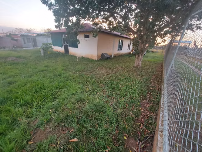 SE VENDE LINDA CASA EN ZAGALA VIEJA - MIRAMAR - PUNTARENAS