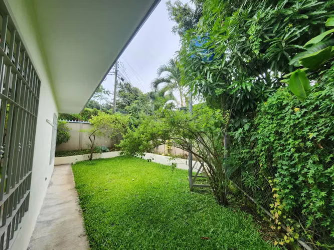 SE VENDE CASA ACCESIBLE EN ATENAS SAN ISIDRO