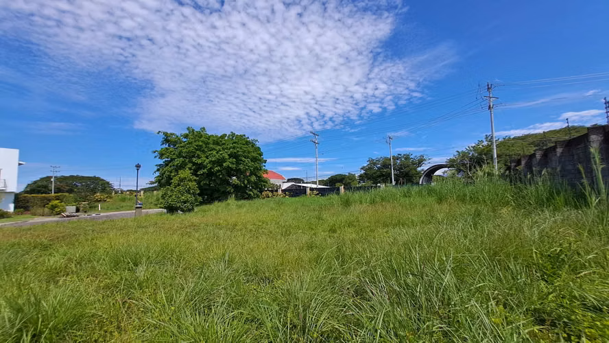 LOTES EN VENTA CONDOMINIO LINDORA DE SANTA ANA. DESDE 623 m2 - Imagen 3